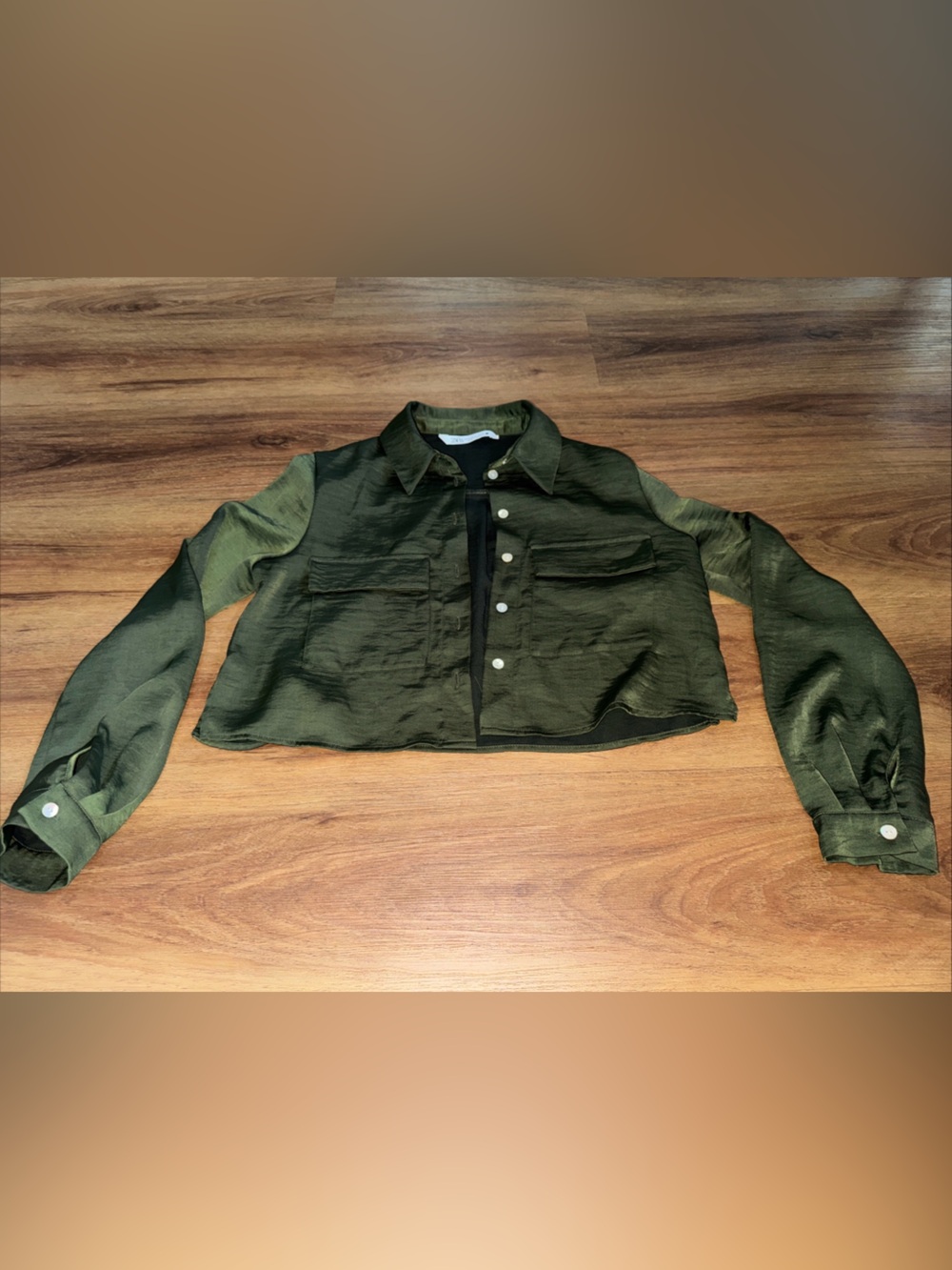 Zara Satin Effect Cropped Shirt Womens Size SmallGreen Button Up Formal Business